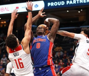 杜伦36+12卡林顿30分 活塞大胜奇才