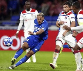 法甲焦点战：马赛火力全开迎战逆袭王者里昂，谁能笑傲巅峰？