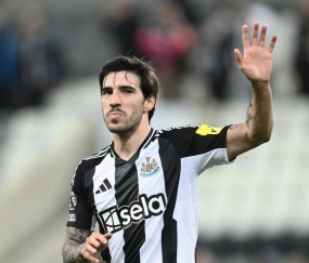 纽卡花大价买来桑德罗·托纳利却陷入伤病困境，合同隐藏退场条款或让未来成了高价甩卖的风险