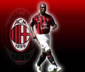 米兰锋线大博弈！6800万先生降薪70%回意甲？红黑军团夏窗大冒险！